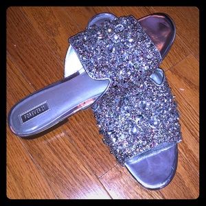 Forever 21 ➖Sparkly➖Silver➖Sandals